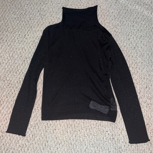 525 Metallic Turtleneck Sweater - Picture 2 of 6